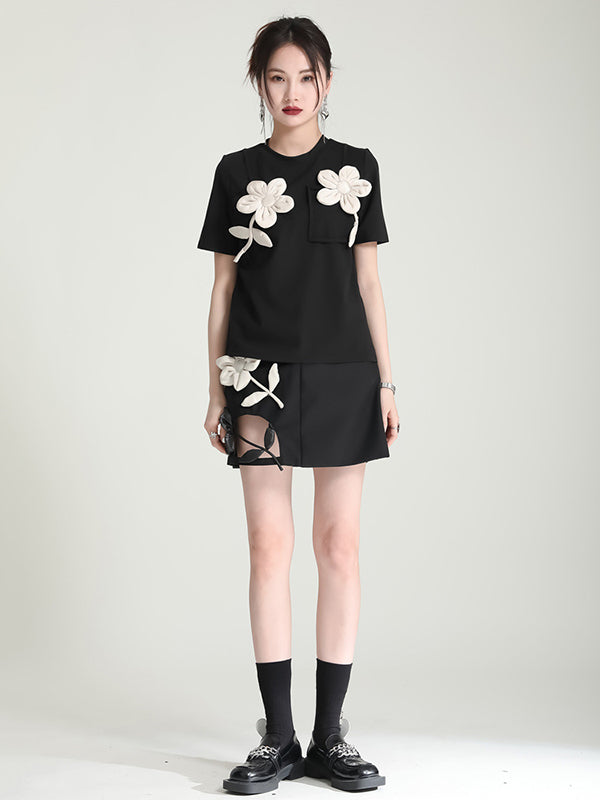 T-shirt original et élégant avec des appliques de couleur contrastée