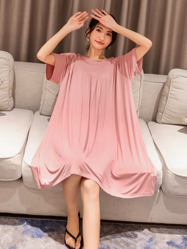 Robe pyjama ample en modal plissée de couleur unie