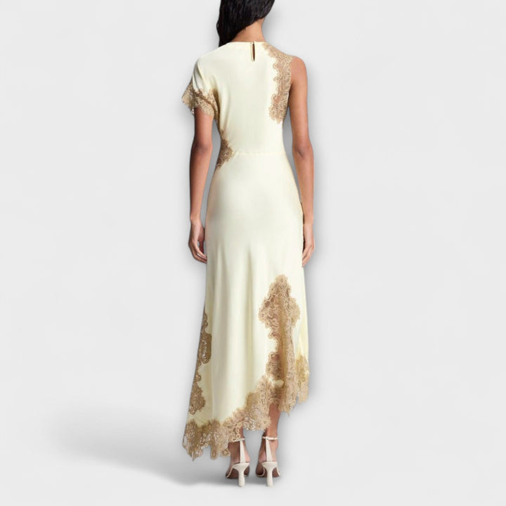 Margaret - Robe maxi avec des accents en satin et en dentelle
