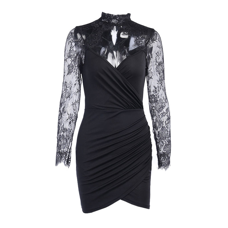 Andrea | Robe mini intemporelle avec détails en dentelle