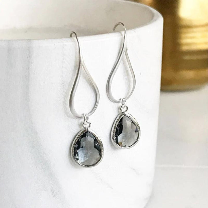 Boucles d'oreilles en déclaration découpées
