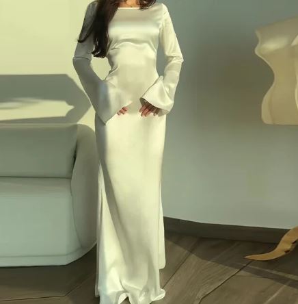 Robe moulante à manches longues pour femmes