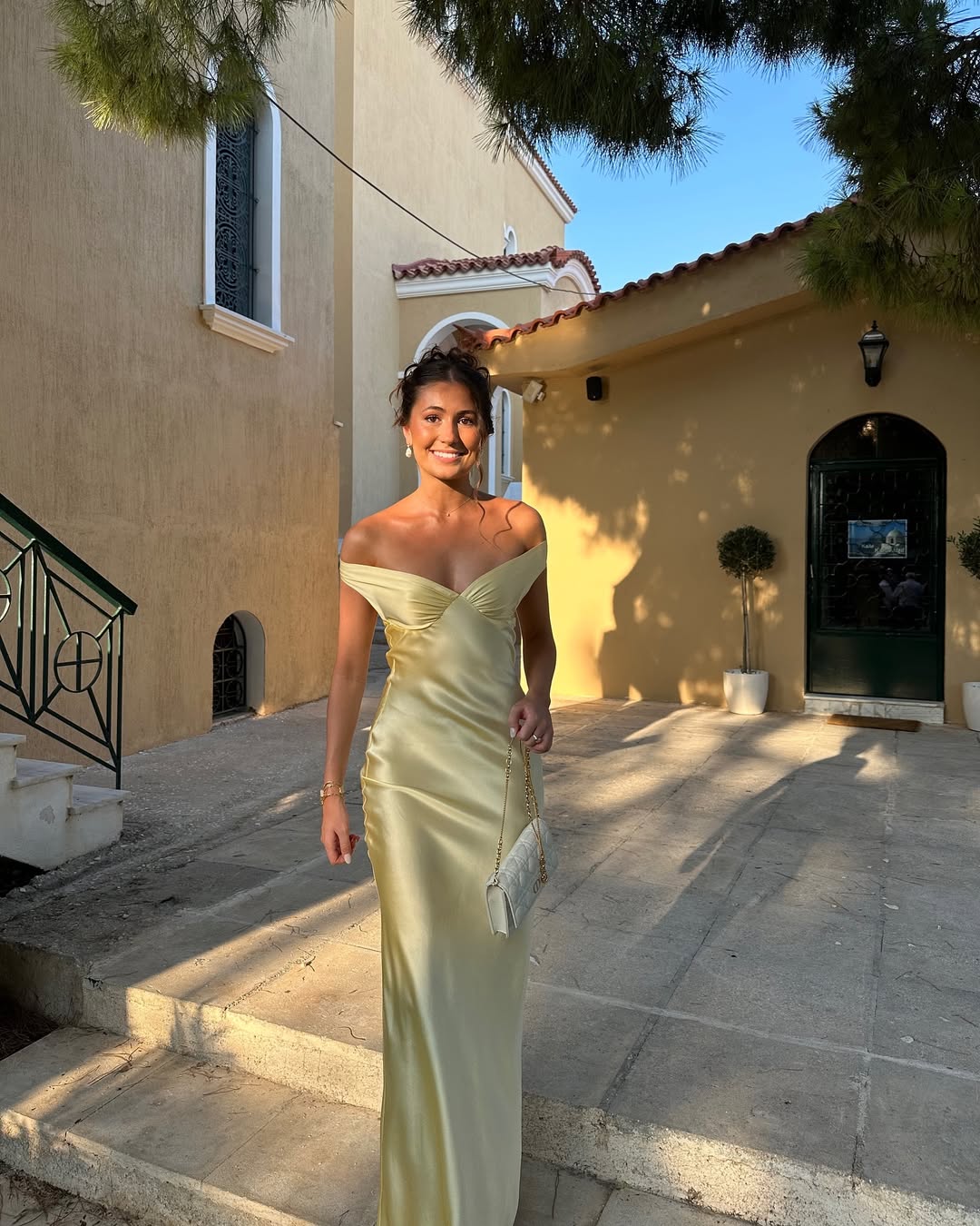 Emory - Robe maxi en satin sans dos