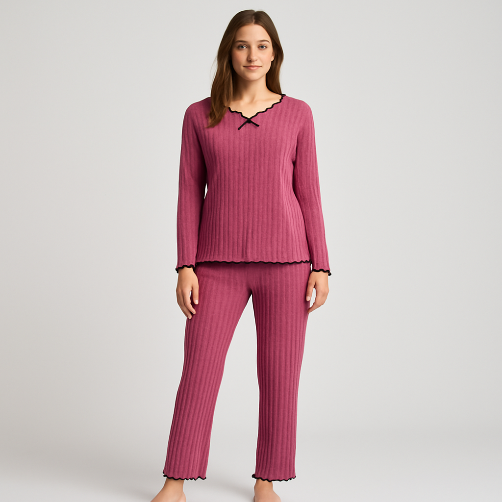 Ensemble de Pyjama Femme – Lingerie de Nuit Confortable et Stylée