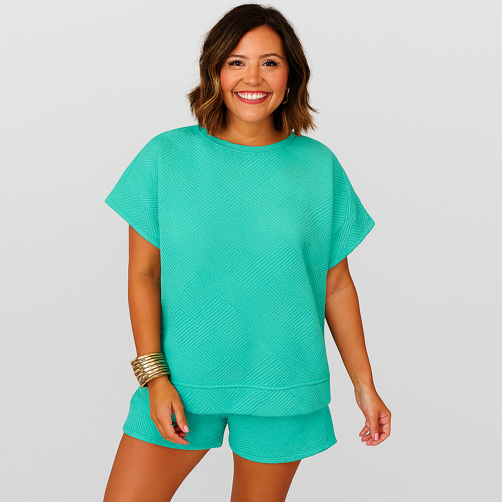 Ensemble élégant 2 pièces pour femmes – Crop top à manches courtes avec shorts assortis