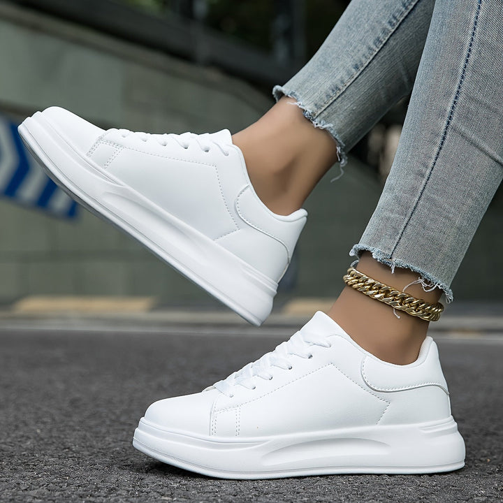 Baskets blanches confortables pour femmes