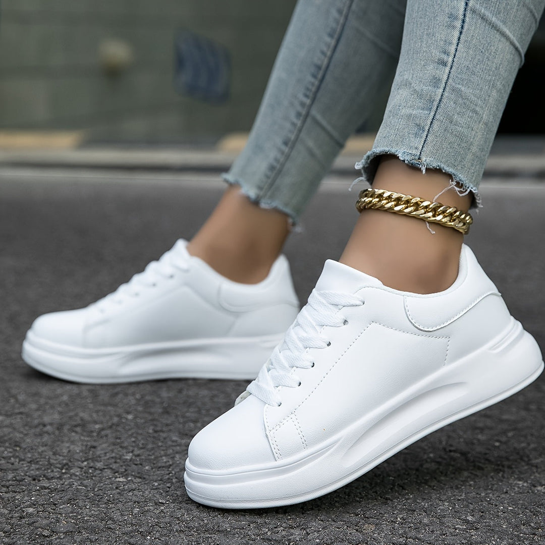 Baskets blanches confortables pour femmes