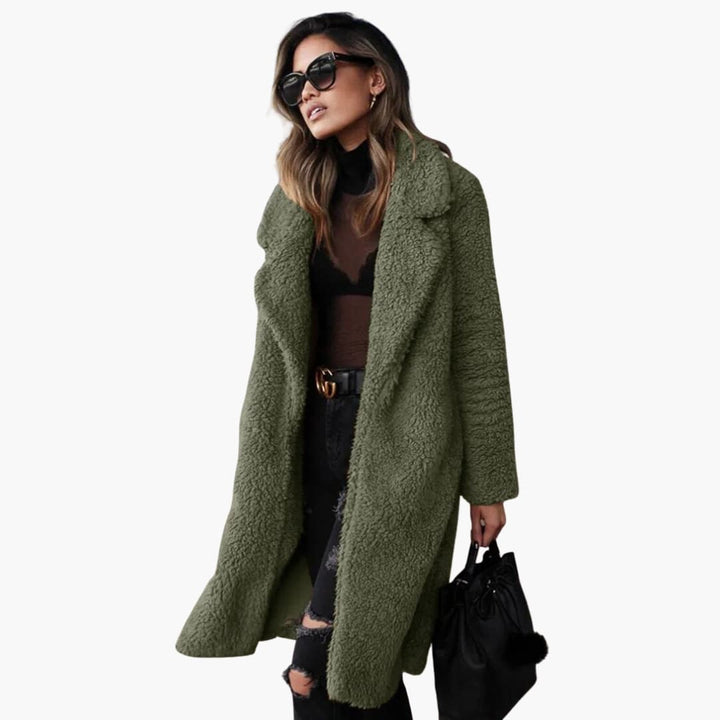 Manteau en peluche pour femmes long avec grand col et surface texturée
