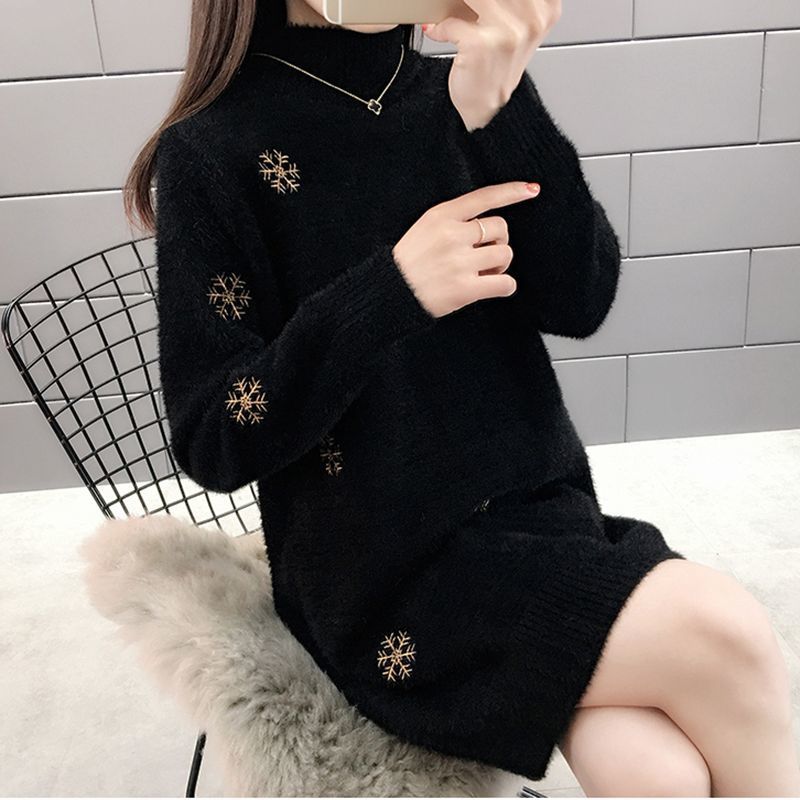 Alina | Robe tricotée moderne pour femmes avec broderies et manches longues