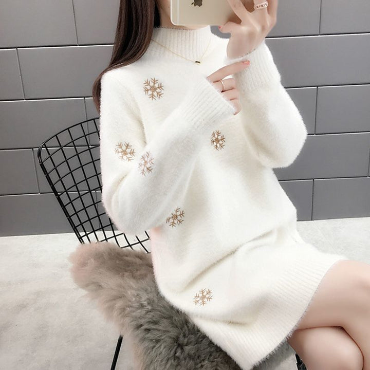 Alina | Robe tricotée moderne pour femmes avec broderies et manches longues