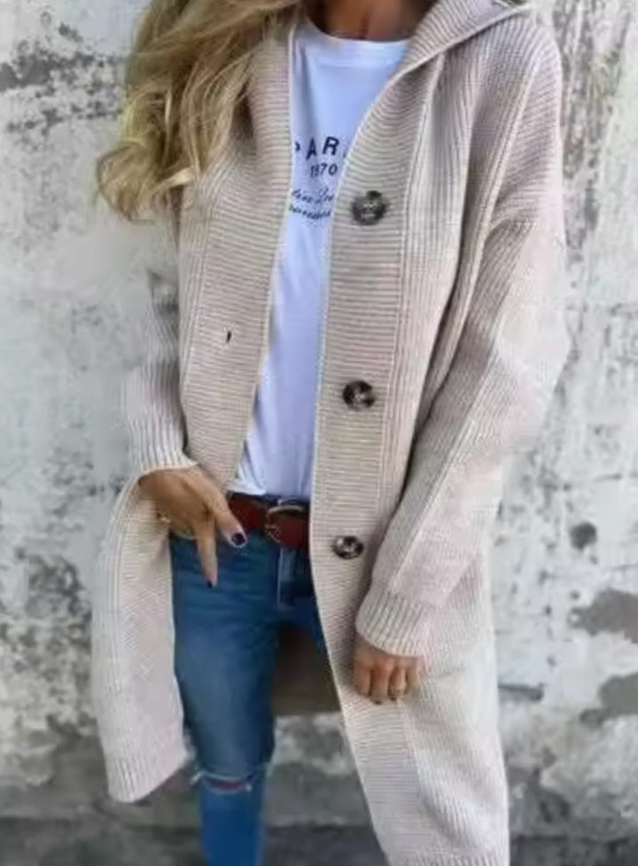Manteau long en tricot pour femmes avec capuche et patte de boutonnage Cardigan élégant pour l'automne et la mi-saison