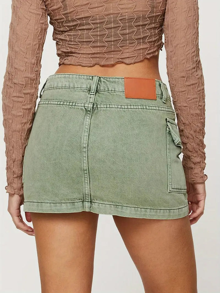 Jupe mini pour femmes avec poches