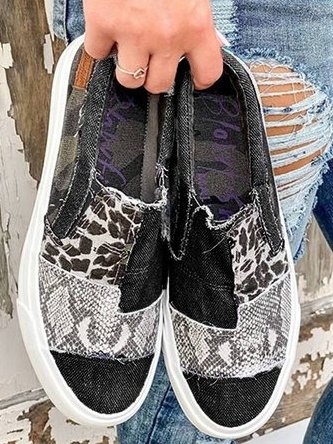 Baskets pour femmes avec tige basse et design créatif en patch pour le quotidien et les loisirs