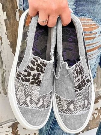 Baskets pour femmes avec tige basse et design créatif en patch pour le quotidien et les loisirs
