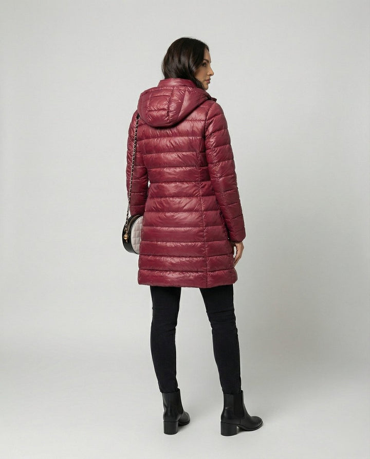 Veste d'hiver pour femmes ultralégère slim-fit avec capuche pour les jours froids