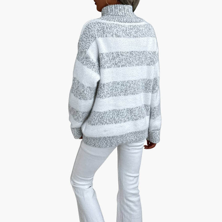 Pull femme avec col roulé et motif rayé
