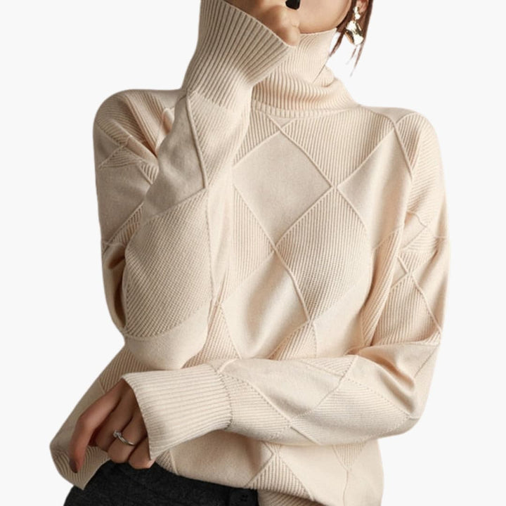 Pull pour femmes avec col roulé et inserts structurés