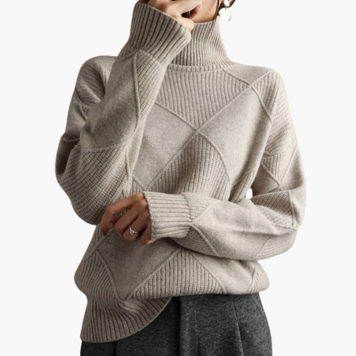 Pull pour femmes avec col roulé et inserts structurés