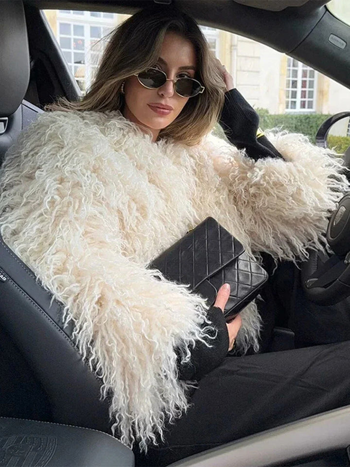 Olivia | Manteau en fausse fourrure pour femmes à manches longues avec col statement