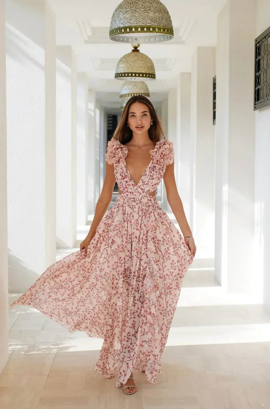 Daniela | Robe maxi avec décolleté à volants pour occasions élégantes
