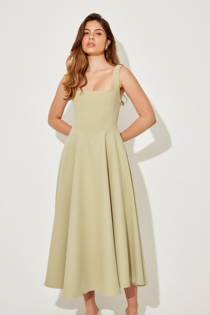 Amelia | Robe midi intemporelle et fluide