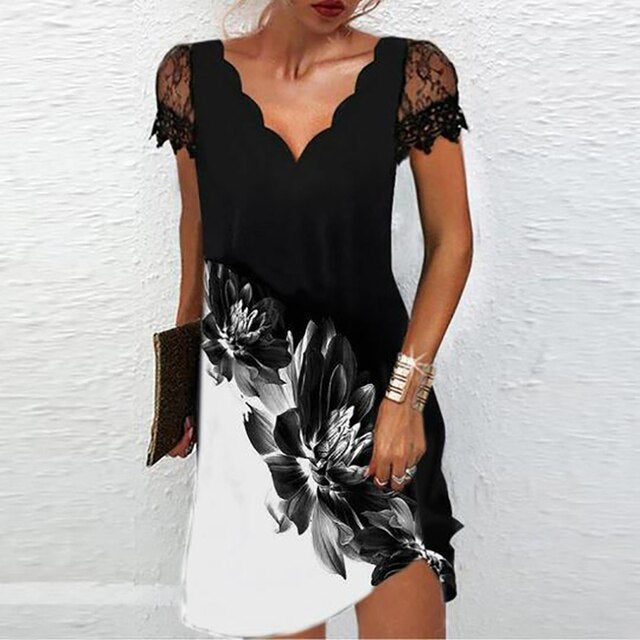 Nadine | Robe Mini Femme Décolleté en V Manches en Dentelle