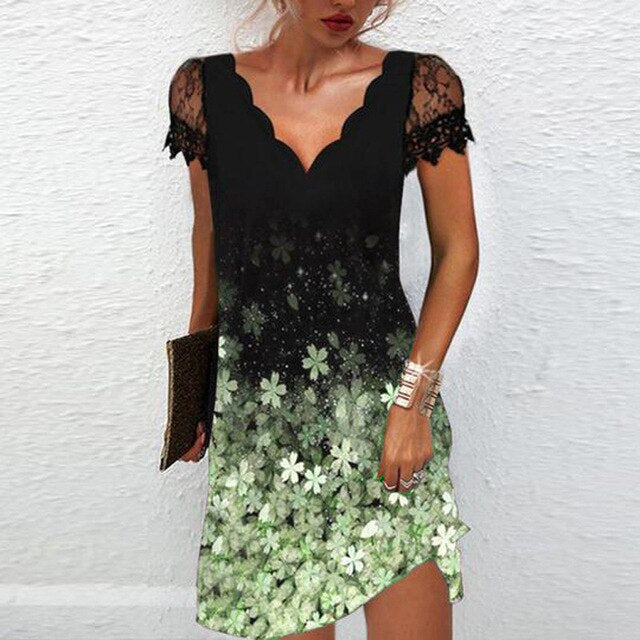 Nadine | Robe Mini Femme Décolleté en V Manches en Dentelle