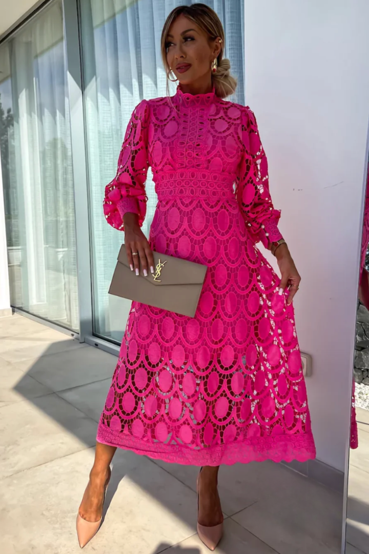 ELORA - Robe midi en dentelle à col montant