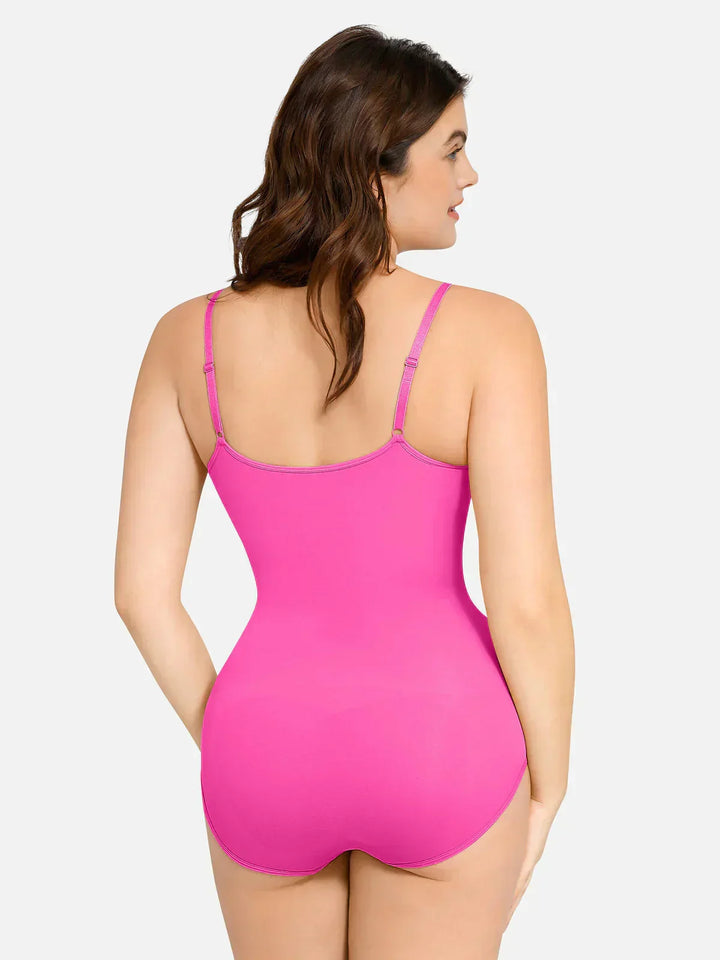 Body gainant avec slip court
