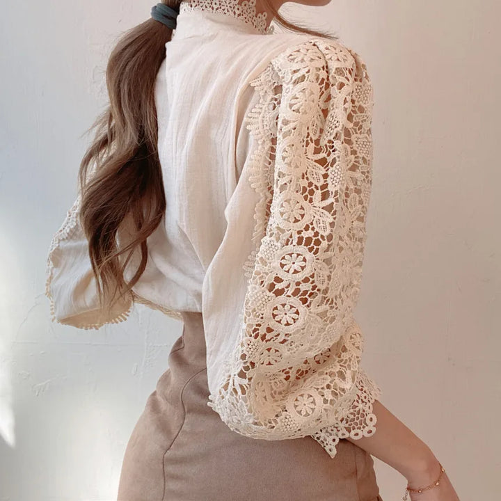 Isabella - Blouse en dentelle élégante