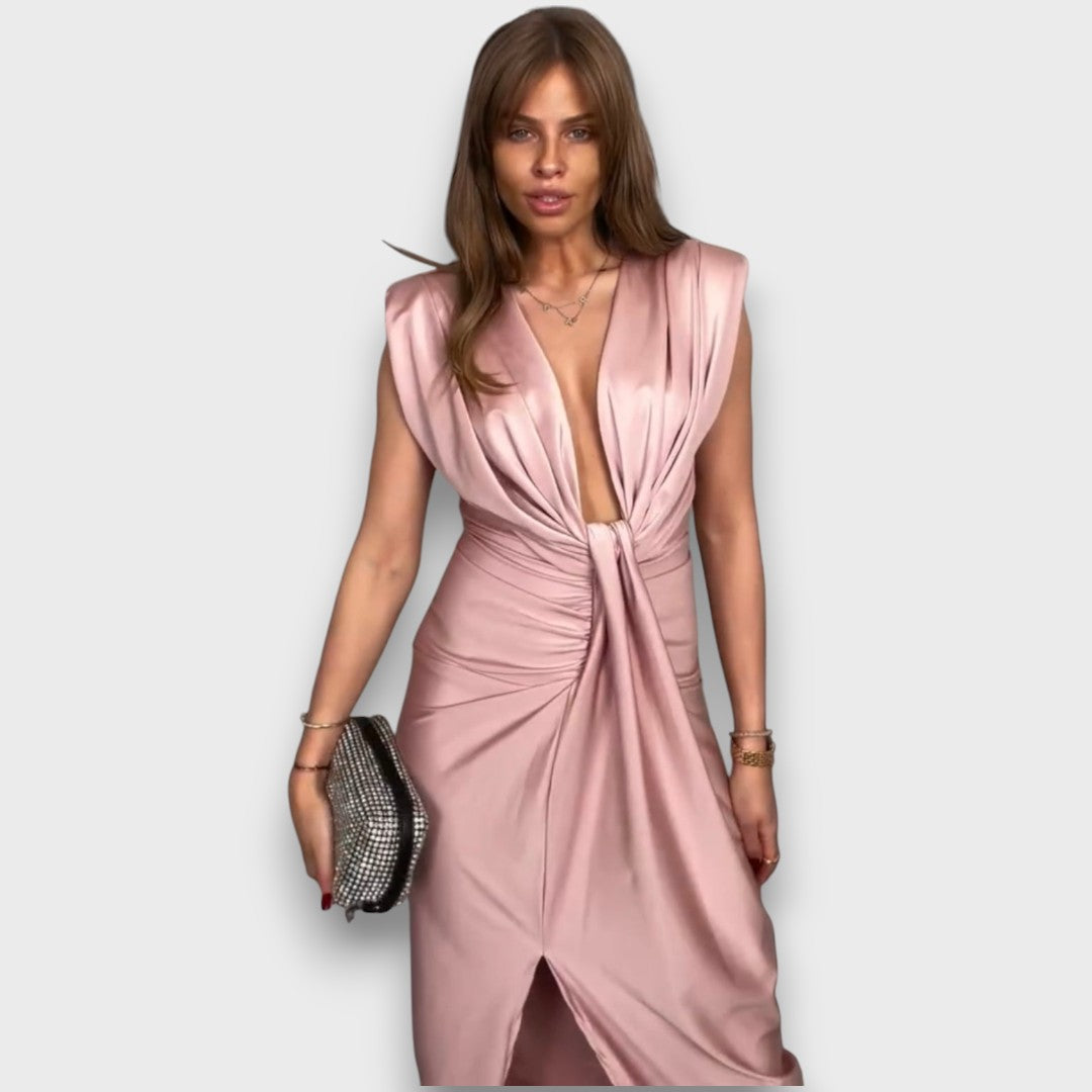 Oriane – Robe de soirée drapée avec décolleté plongeant