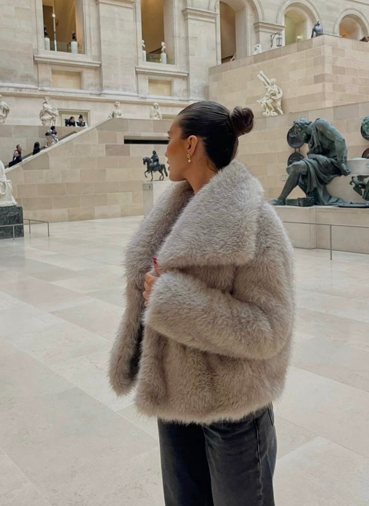 Valeria | Manteau luxueux en fausse fourrure douce pour femmes