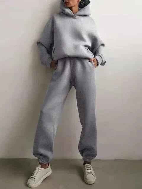 Ensemble indigo en sweat à capuche et pantalon de jogging pour femmes
