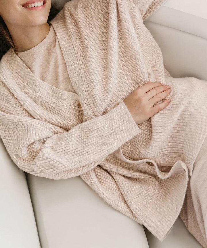 Gilet en tricot à boutons et à côtes pour femmes | Grande taille