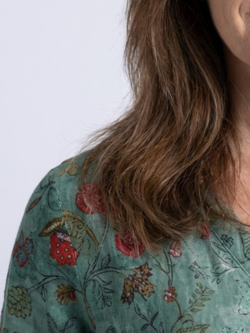 Marina | Robe maxi florale à décolleté en V avec manches trois-quarts