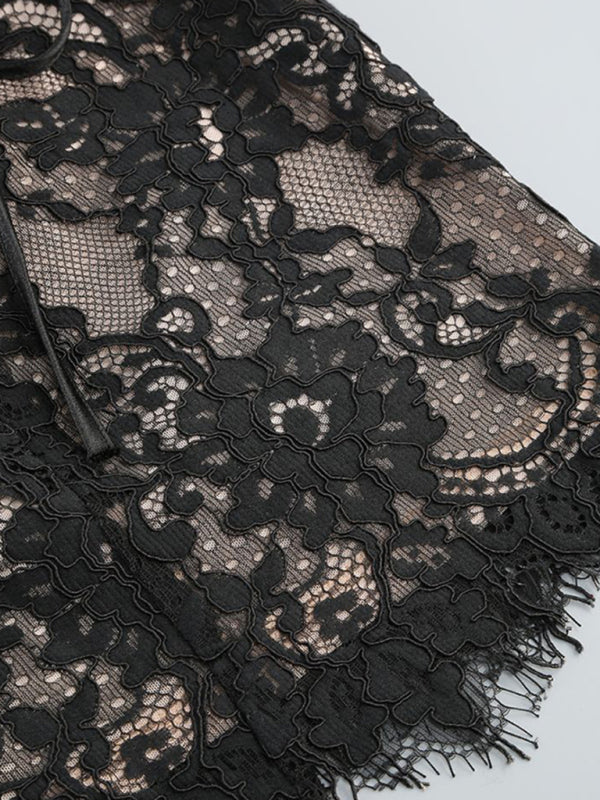 Lena | Robe Mini Élégante au Design Corset