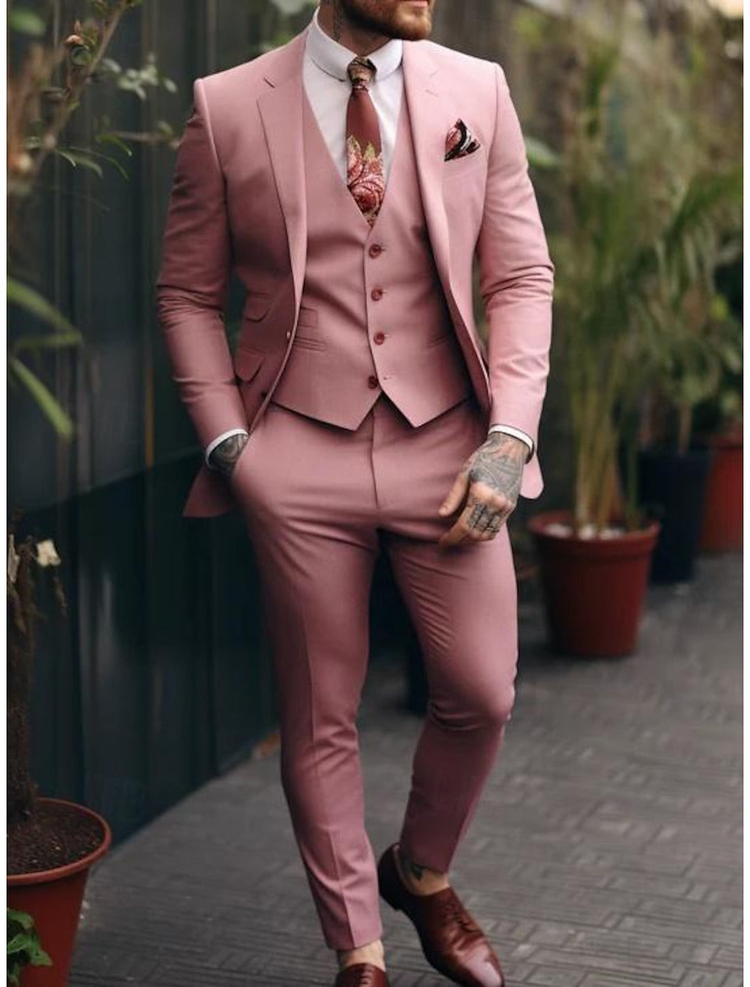 Costume de mariage trois pièces pour hommes | Violet et Rose