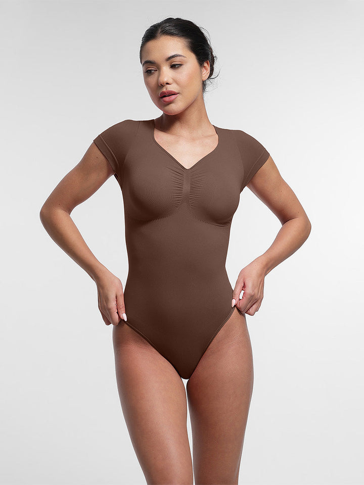 T-shirt body sculptant sans couture