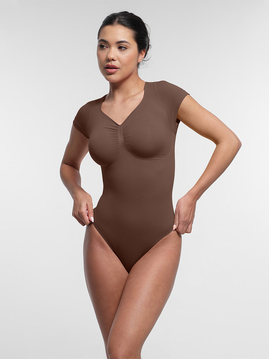T-shirt body sculptant sans couture