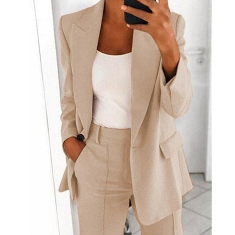 Monika – Costume pour femmes