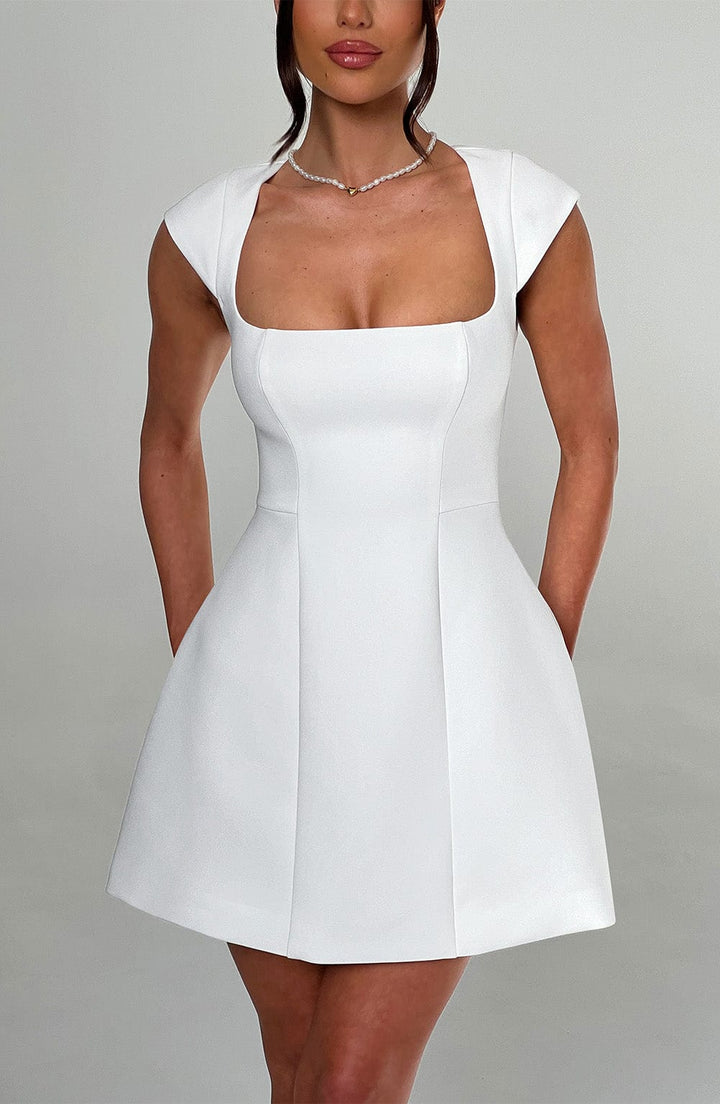 Nicole | Robe mini en ivoire élégante