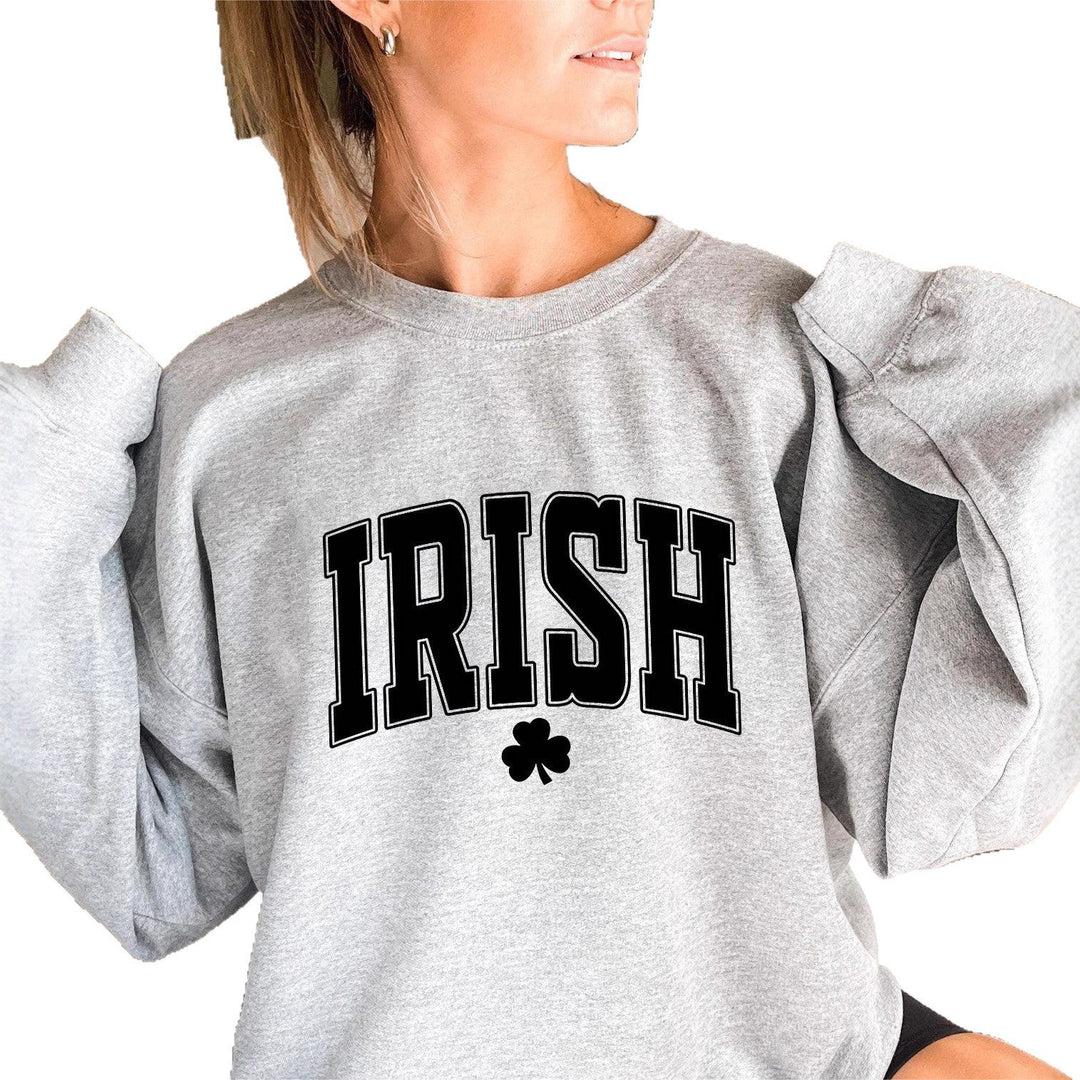 Sweatshirt pour femmes avec des points forts de design irlandais actuels