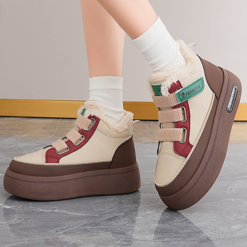 Baskets montantes d'hiver pour femmes avec un rembourrage en polaire confortable et un design sportif