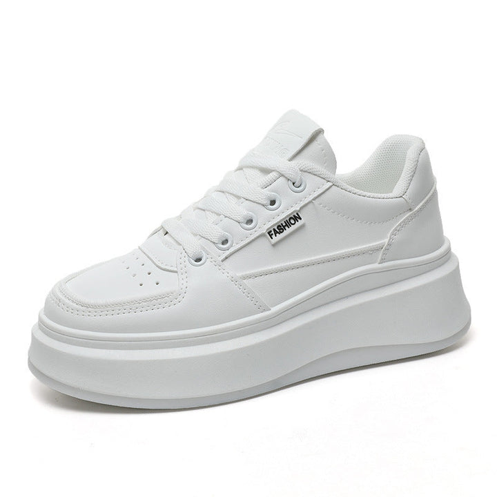 Baskets Chunky pour femmes avec un profil tendance et une semelle amortissante