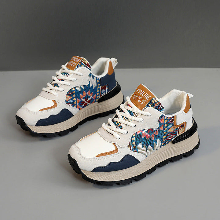Baskets Sportives pour Femmes avec Motif Tribal Unique et Surface en Maille Respirante
