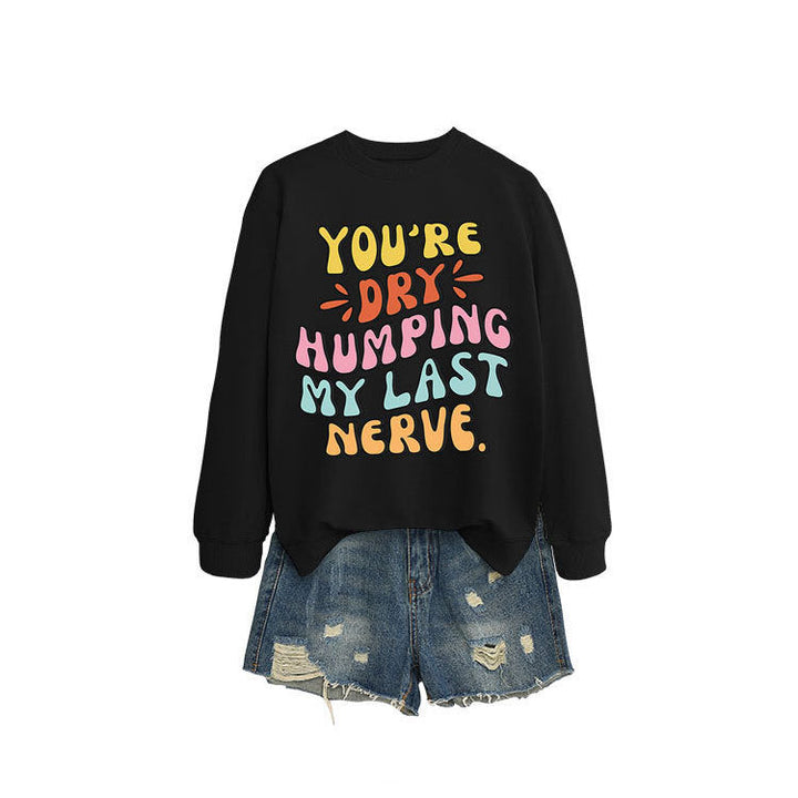 Sweatshirt pour femmes avec un slogan de bande dessinée joyeux et une coupe décontractée