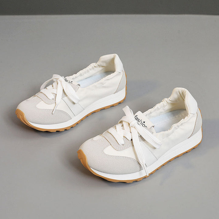 Baskets de loisirs légères et flexibles pour femmes avec un bord élastique