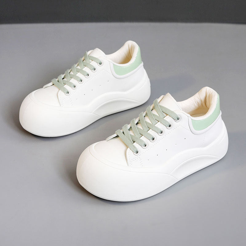 Baskets féminines à la mode avec un ajustement confortable et un design élégant