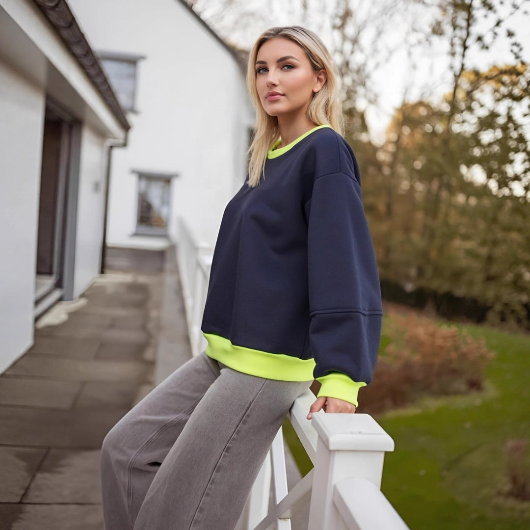 Sweat-shirt décontracté pour femmes avec des poignets contrastés et une coupe moderne