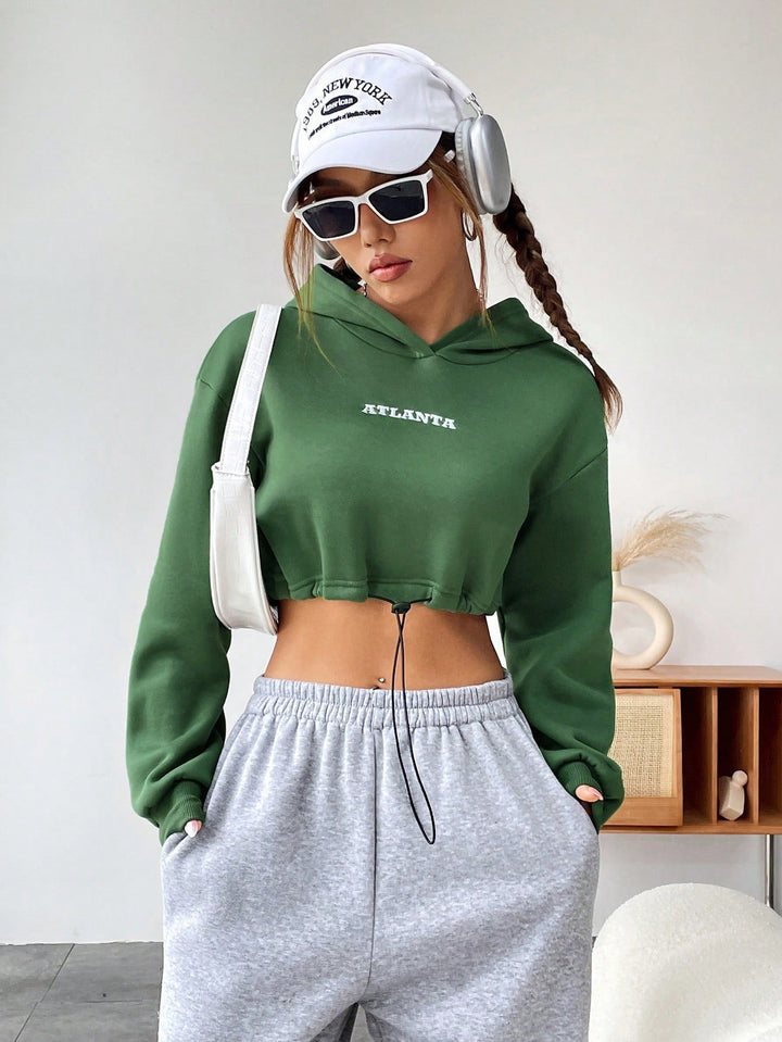 Hoodie cropped pour femmes avec inscription brodée et cordon de serrage